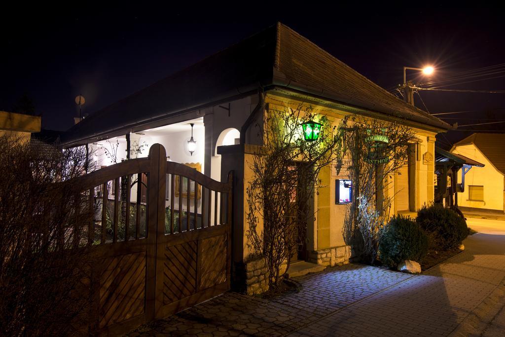 Fogado Az Oreg Preshez Hotel Mór Buitenkant foto