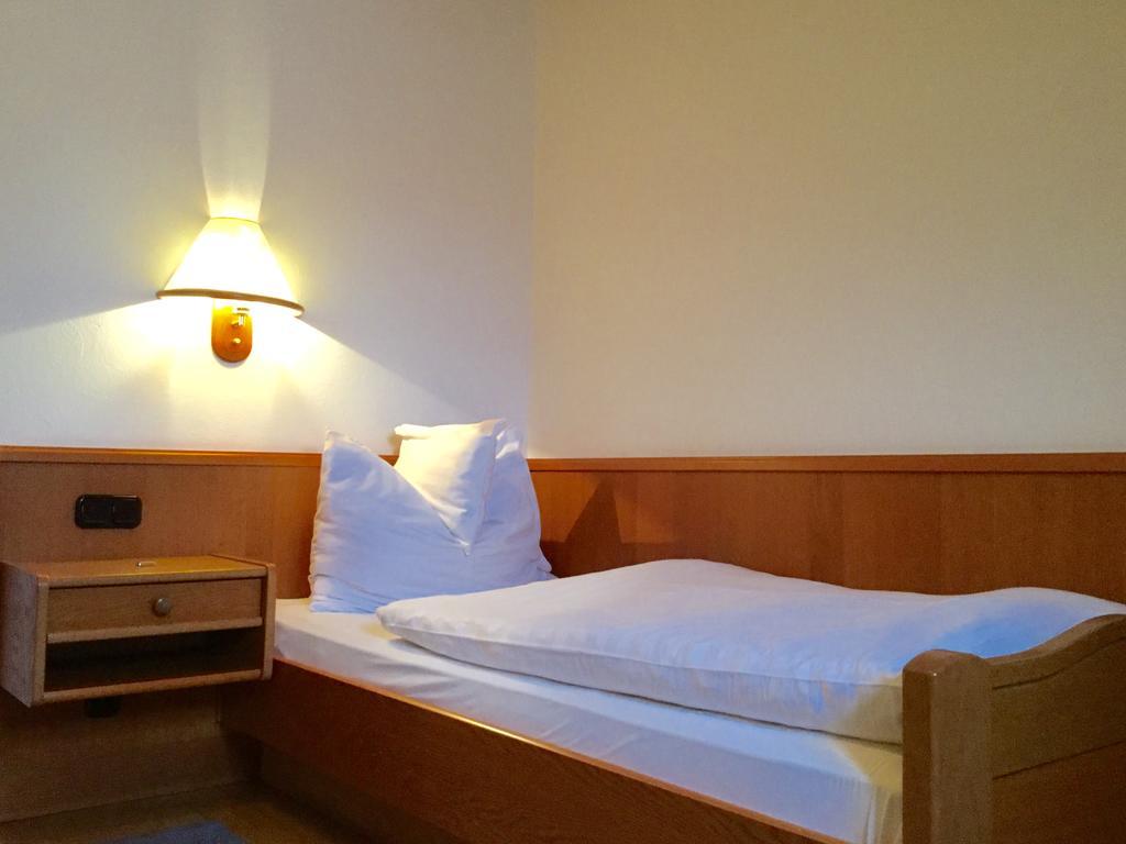 Fogado Az Oreg Preshez Hotel Mór Buitenkant foto