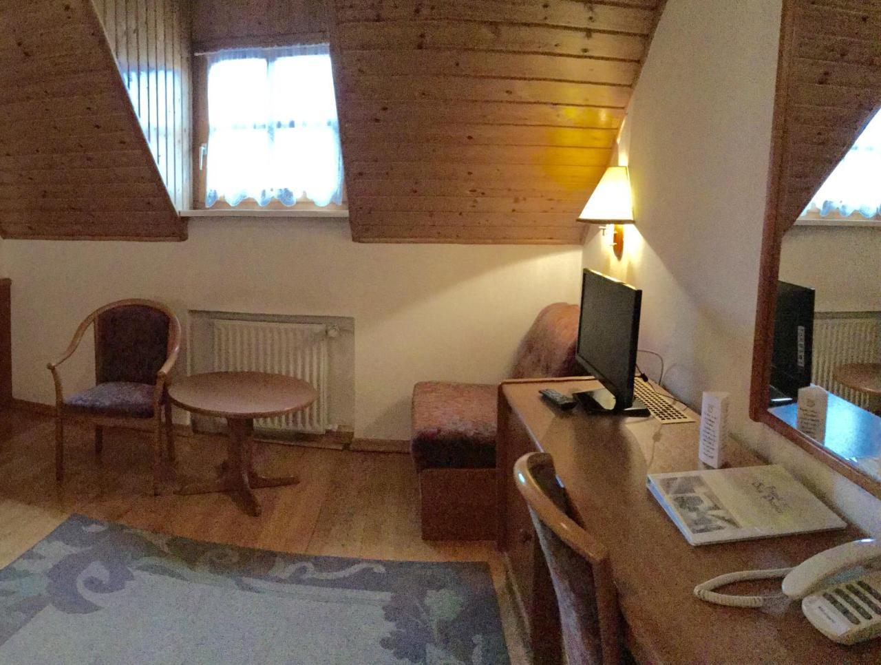 Fogado Az Oreg Preshez Hotel Mór Buitenkant foto